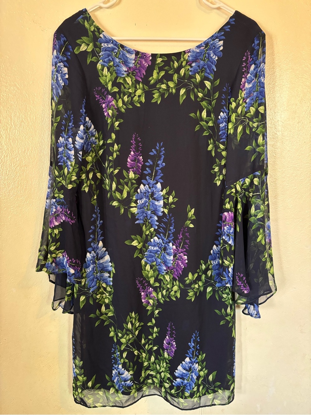 Women’s Navy Floral Shift Dress with Bell Sleeves Sz 8